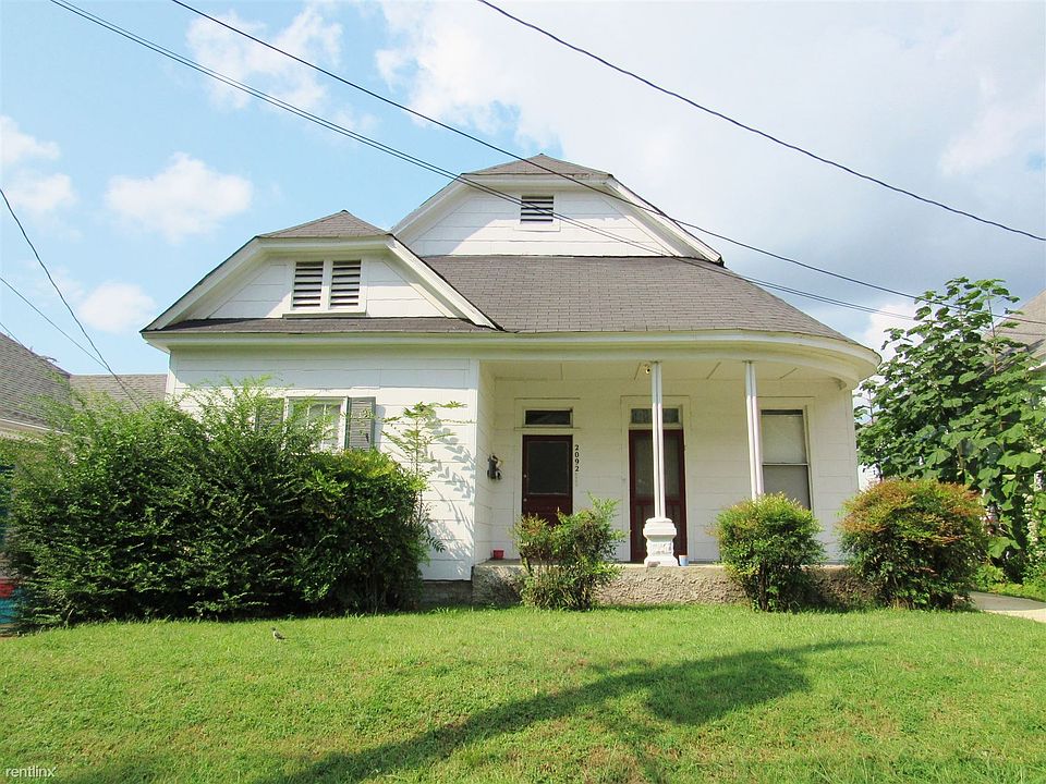 2092 Linden Ave Unit 4