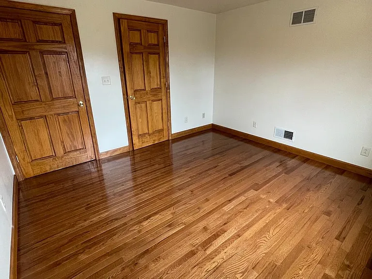 228 N Centre Ave — Photo 11