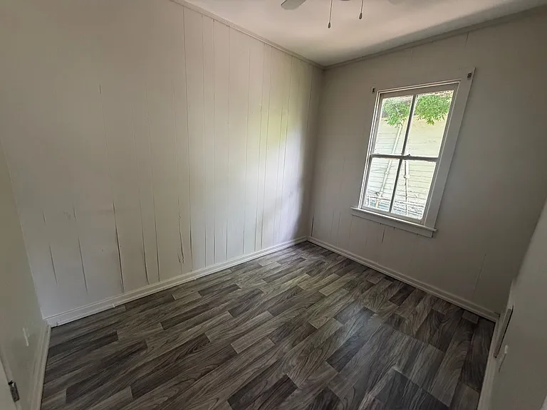 127 Nancy Ln — Photo 4