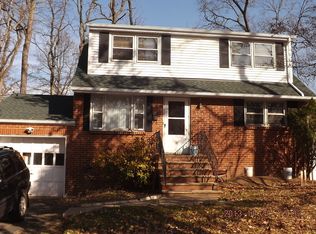 81 Crestview Ave, Vauxhall, NJ 07088