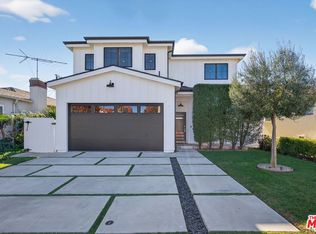 9036 W 24th St, Los Angeles, CA 90034