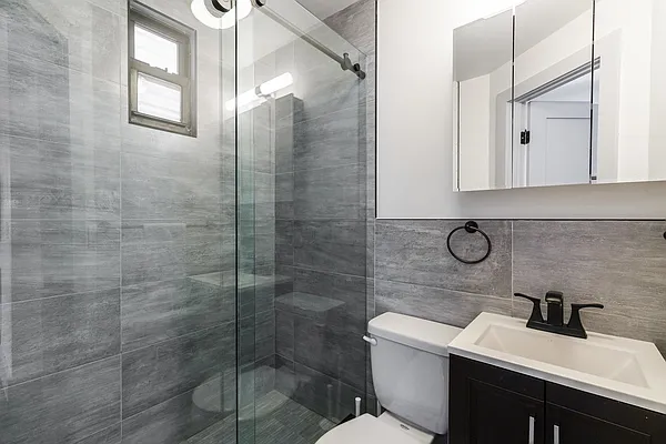 Rented by MNS | media 14