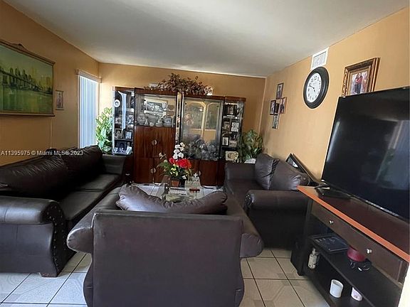 5th image of 7915 SW 8th Ct