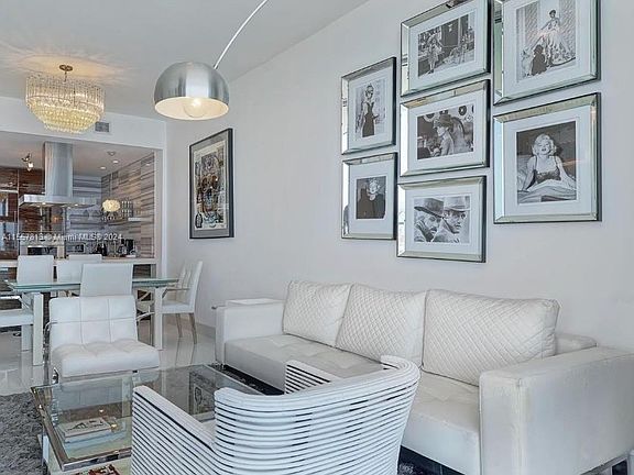 5th image of 1100 Biscayne Blvd Unit 4903