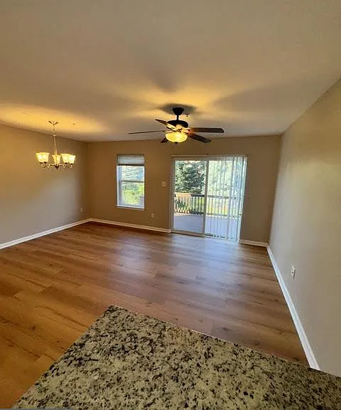 327 S Adams St — Photo 15