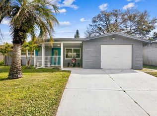 2036 Lyra Dr, Holiday, FL 34690