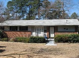 2902 Sandalwood Dr, West Columbia, SC 29170