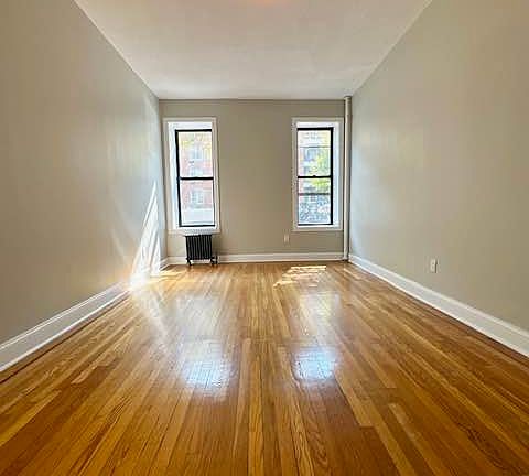 3rd image of 130 Clarkson Ave #2
