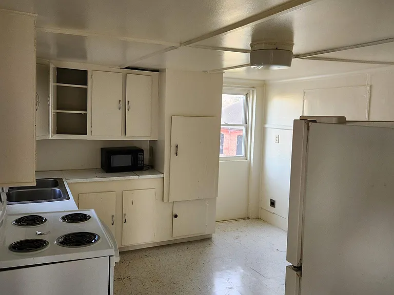 422 Spaulding St #2 — Photo 6