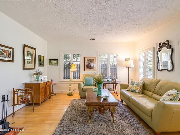 4th image of 1017 Yale Ave