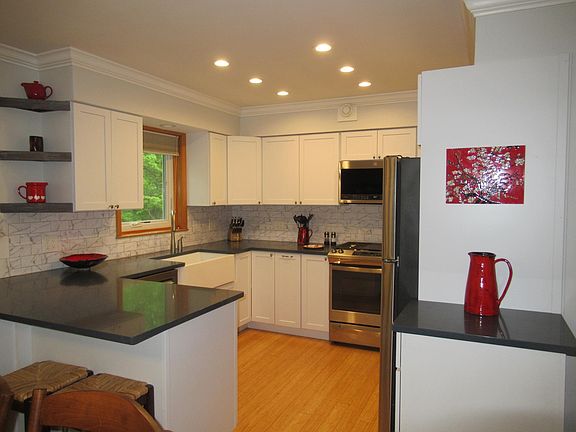 2nd image of 28 Wilsons Woods Road
