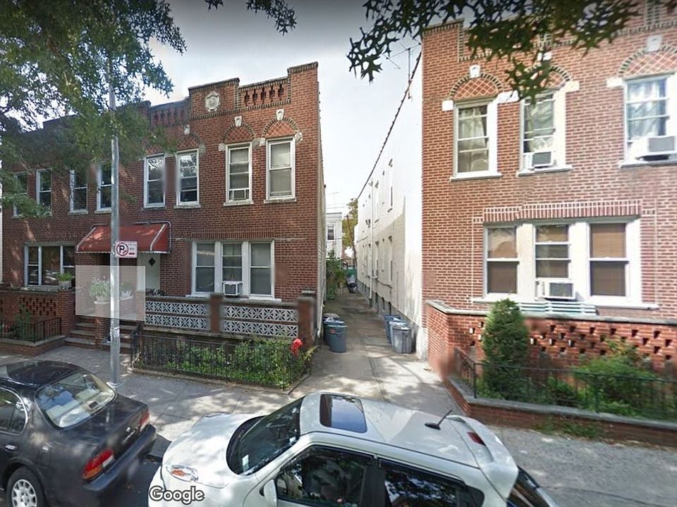 2nd image of 1536 W 10th St