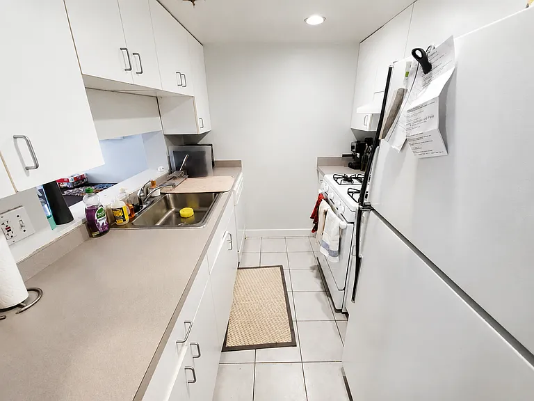 1661-1663 Washington St #205 — Photo 4