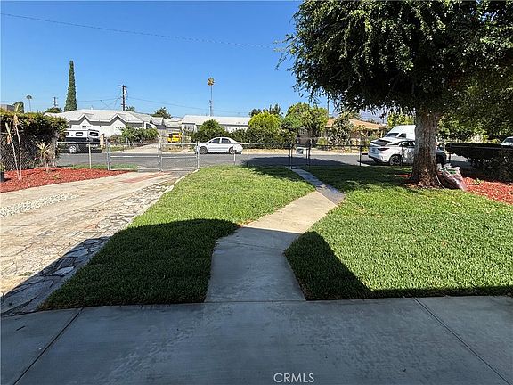 3rd image of 2036 Citrus View Ave