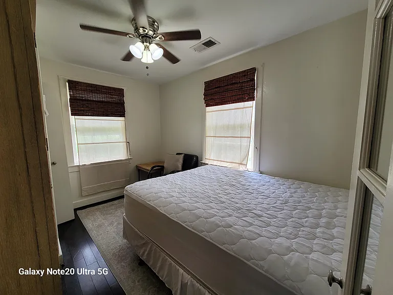2141 Windsor Ave — Photo 29