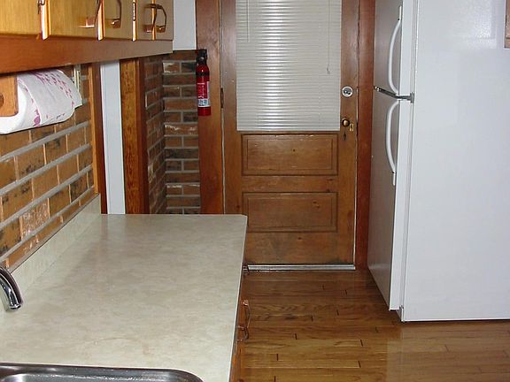 5th image of 1811 Jefferson St