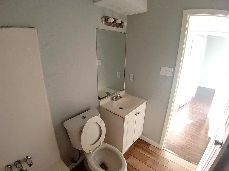 10100 Brownie Dr #D — Photo 3
