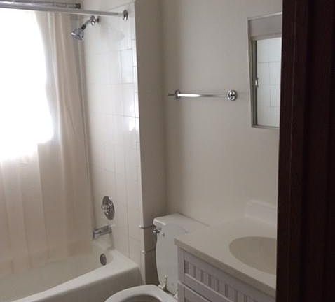 5th image of 160 N Cedar St APT 1B