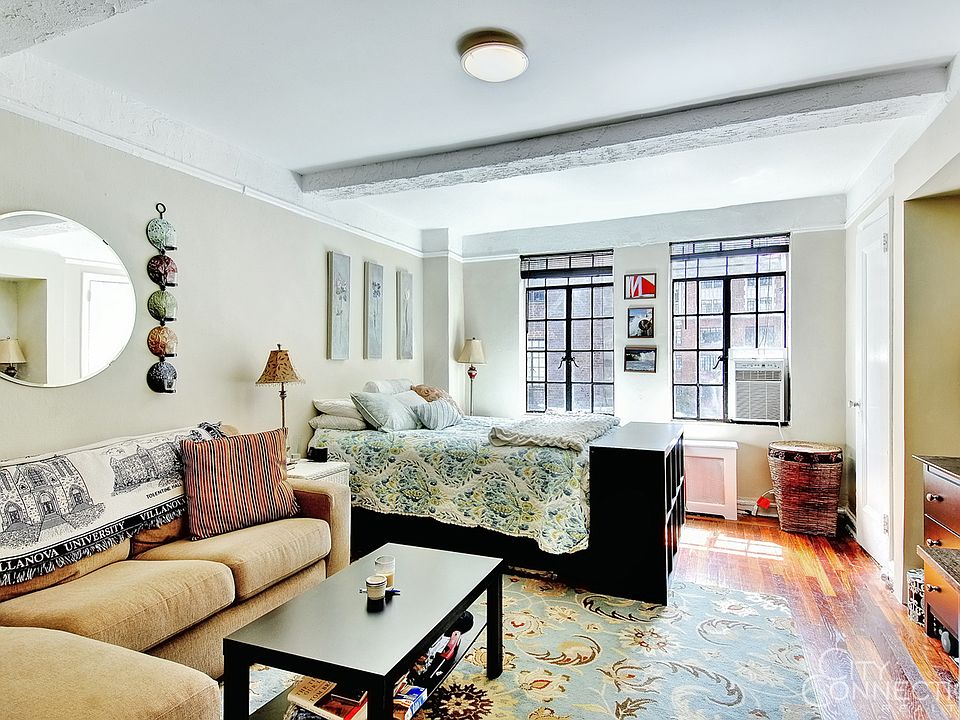 2nd image of 320 E 42nd St APT 714