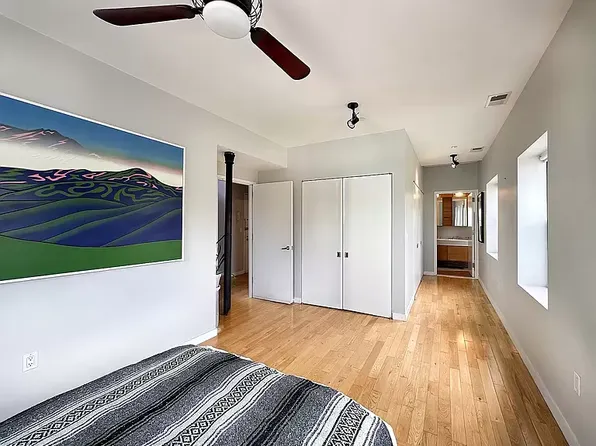 364 Manhattan Avenue image 8 of 13