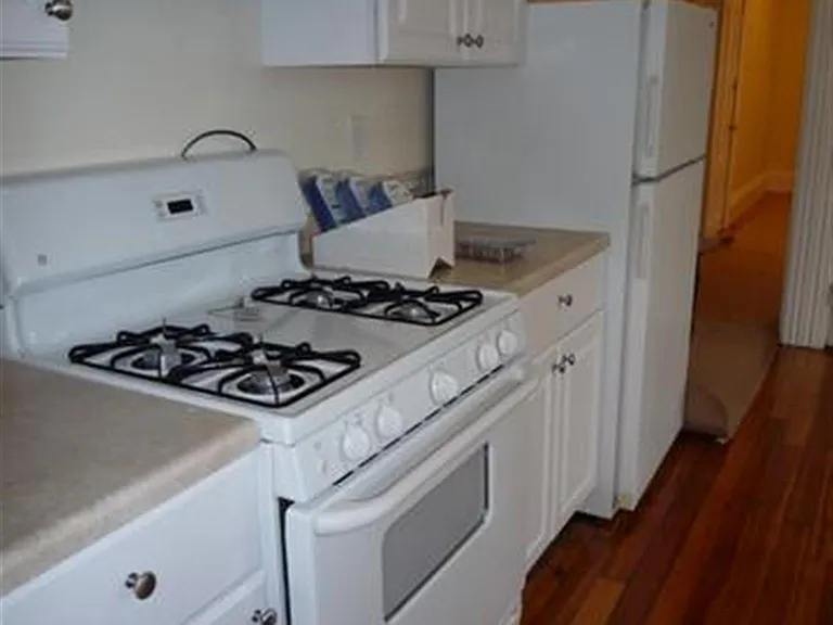 320 Somerville Ave #3 — Photo 6