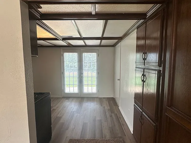 1705 Melody Dr — Photo 29