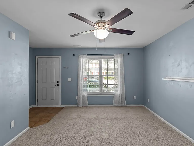415 Caldwell Loop — Photo 6