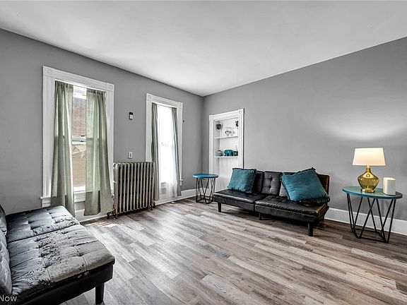 5th image of 16 Columbus St