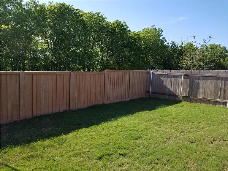 2950 E Old Settlers Blvd #4 — Photo 2