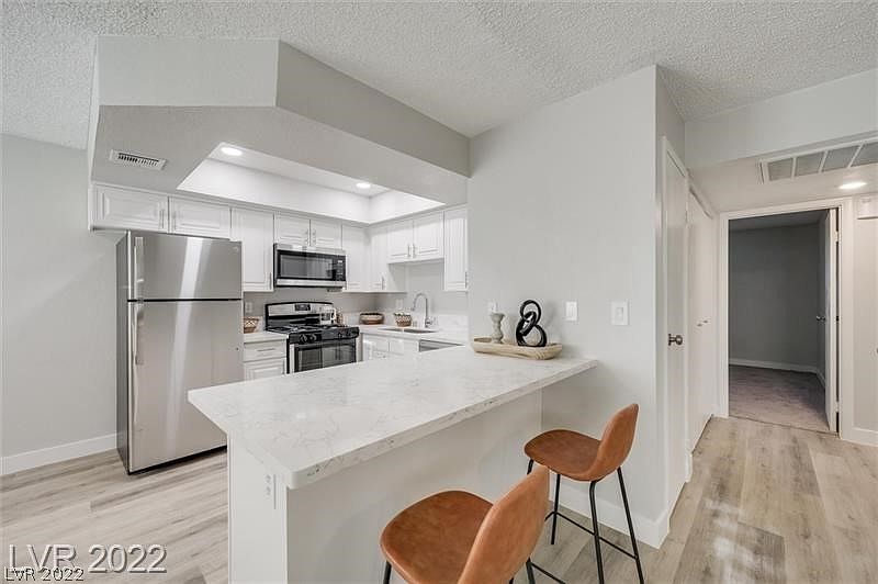 1st image of 853 Rock Springs Dr APT 101