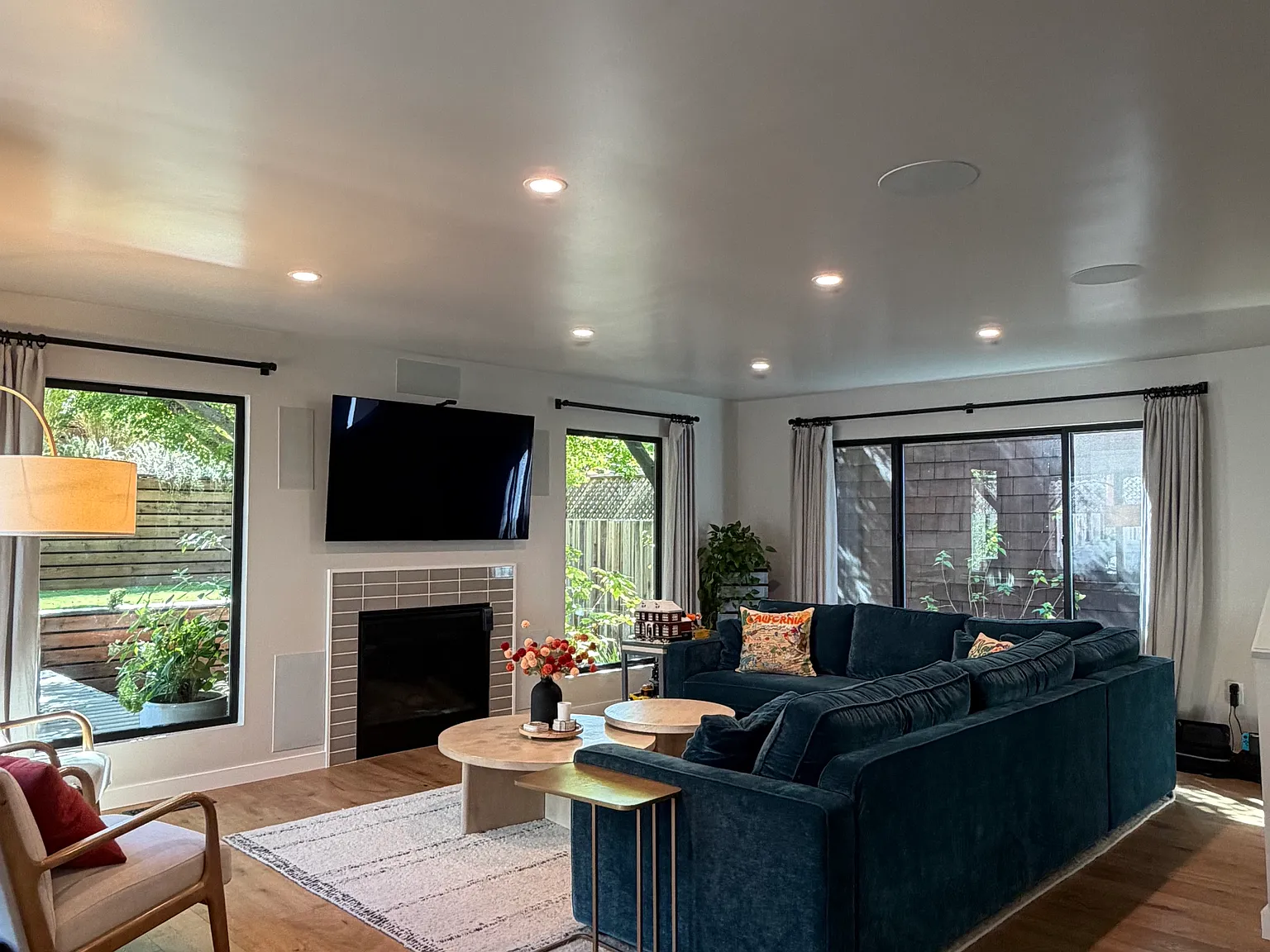 3 bed, 2.5 bath, 1764 sqft, $5,000 — Photo 3