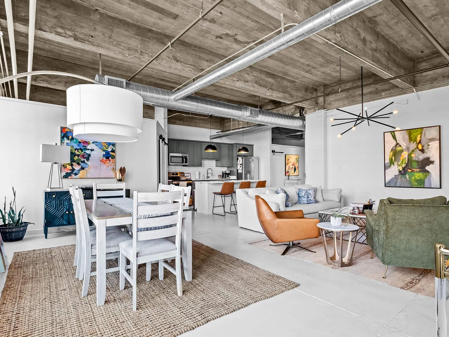2 bed, 2.0 bath, $2,850 — Photo 3