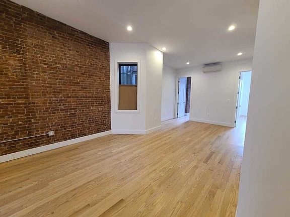3rd image of 1092 Bedford Ave #4