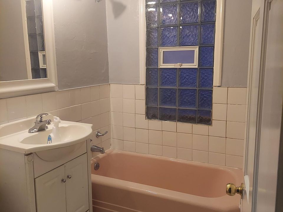 1st image of 1756 Bush Ave