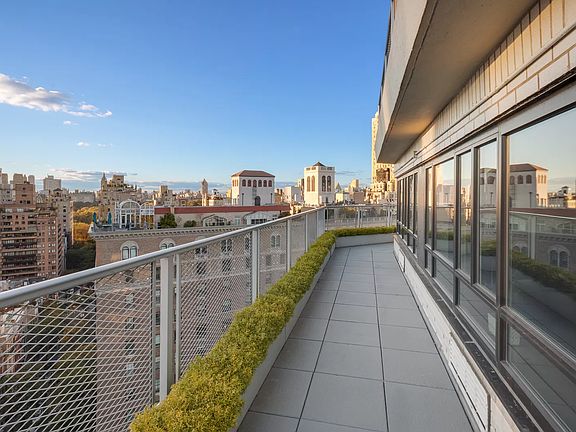 3rd image of 799 Park Ave #20B