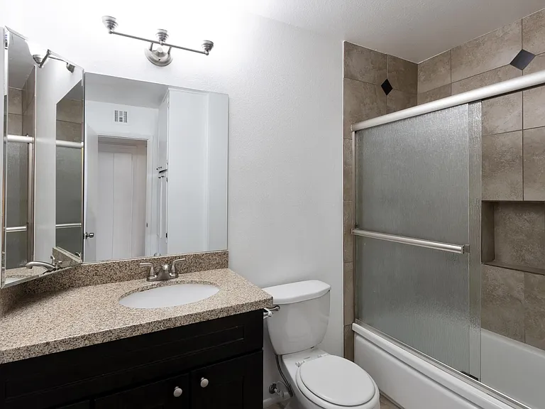 8513 E Rancho Vista Dr — Photo 14