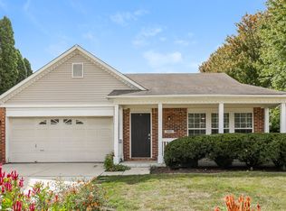 10802 Washington Bay Dr, Fishers, IN 46037