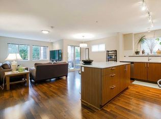 8733 160th St #210, Surrey, BC V4N6P9