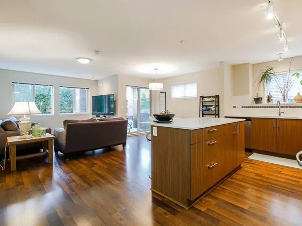 8733 160th St #210, Surrey, BC V4N 6P9
