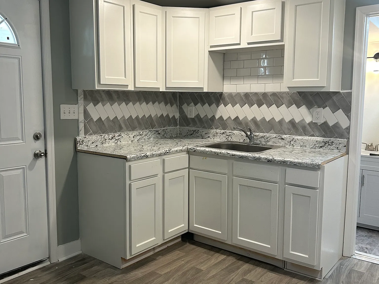 3 bed, 1138 sqft, $1,450 — Photo 4