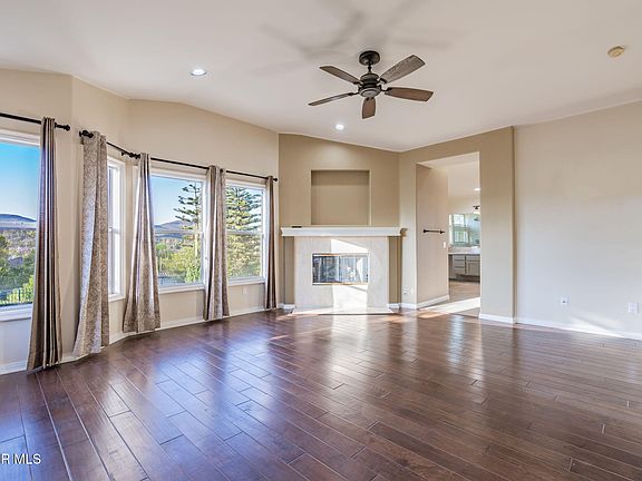 5th image of 713 Twillin Ct