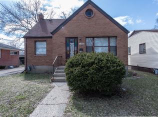 1006 Judge Ave, Waukegan, IL 60085