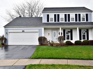 1200 Laurel Ct, Carol Stream, IL 60188