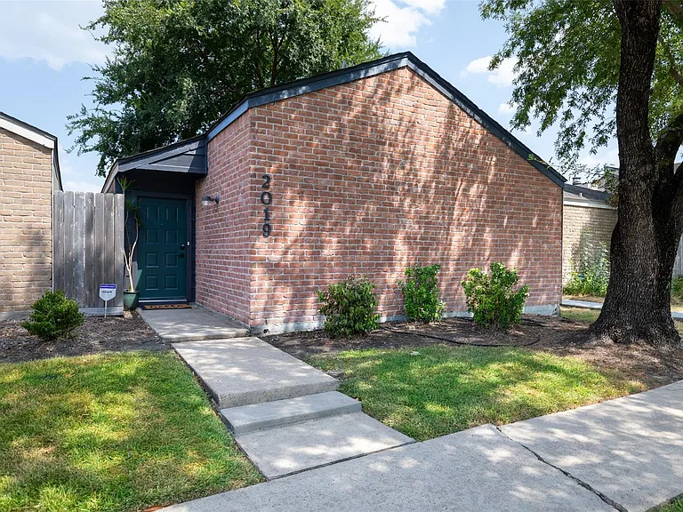 2019 Wilcrest Dr — Photo 24