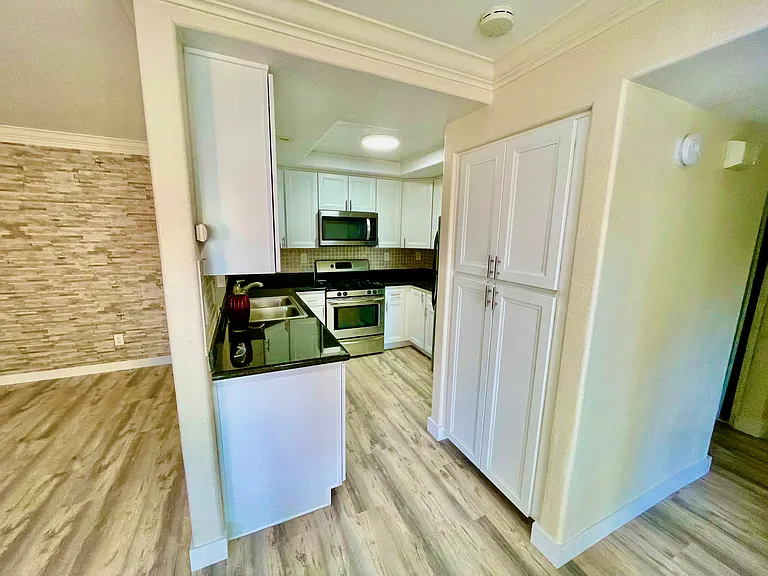 5054 Los Morros Way — Photo 12