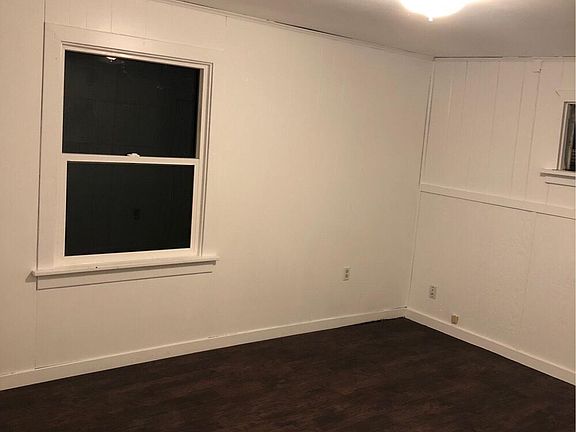 2nd image of 1515 1st St #B