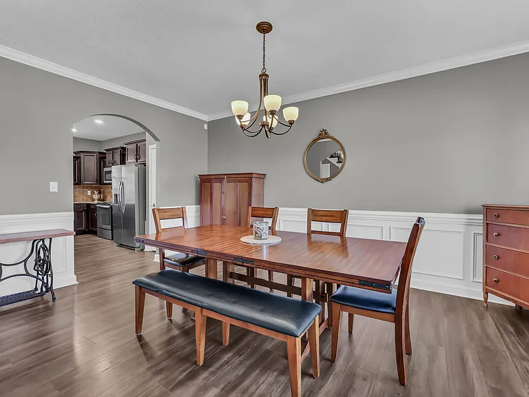 109 Easton Dr — Photo 5