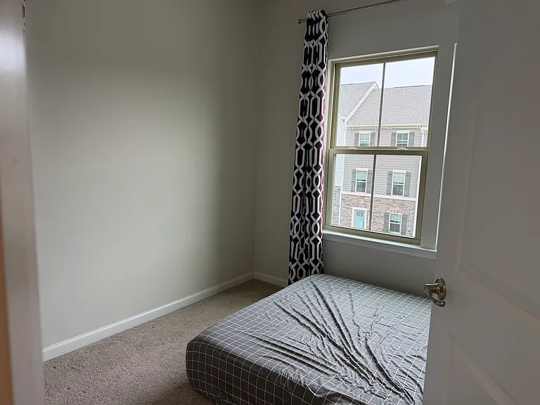 211 Timber Forest Ln — Photo 18