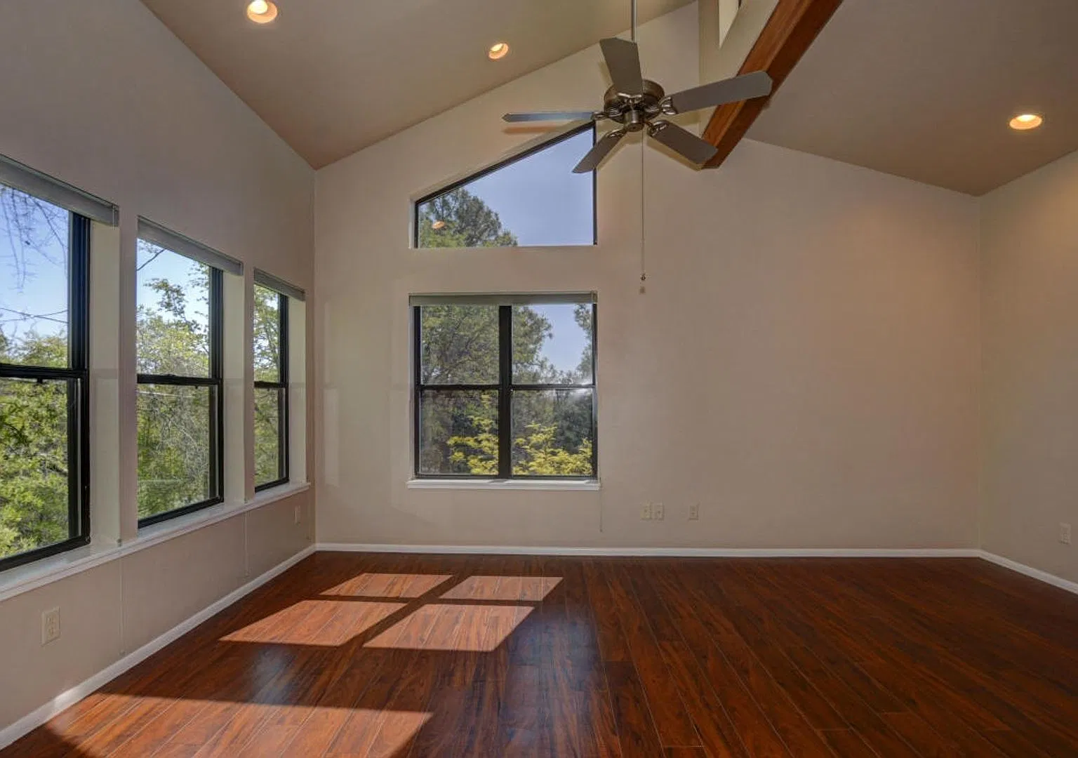 Apply Now - 1976 Forest Hills Rd — Photo 3