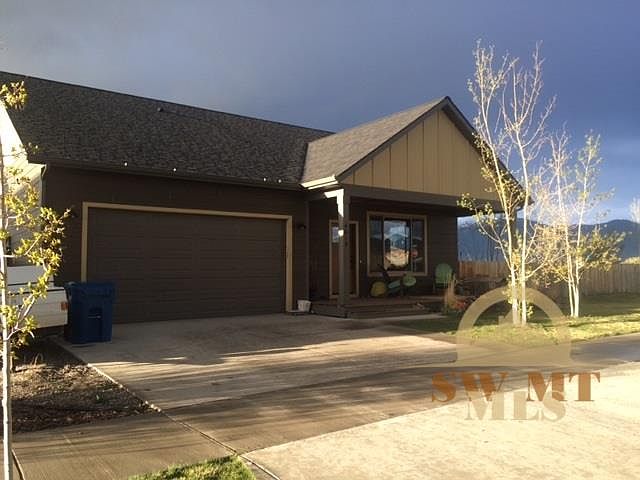 1st image of 4019 Moonstone Dr